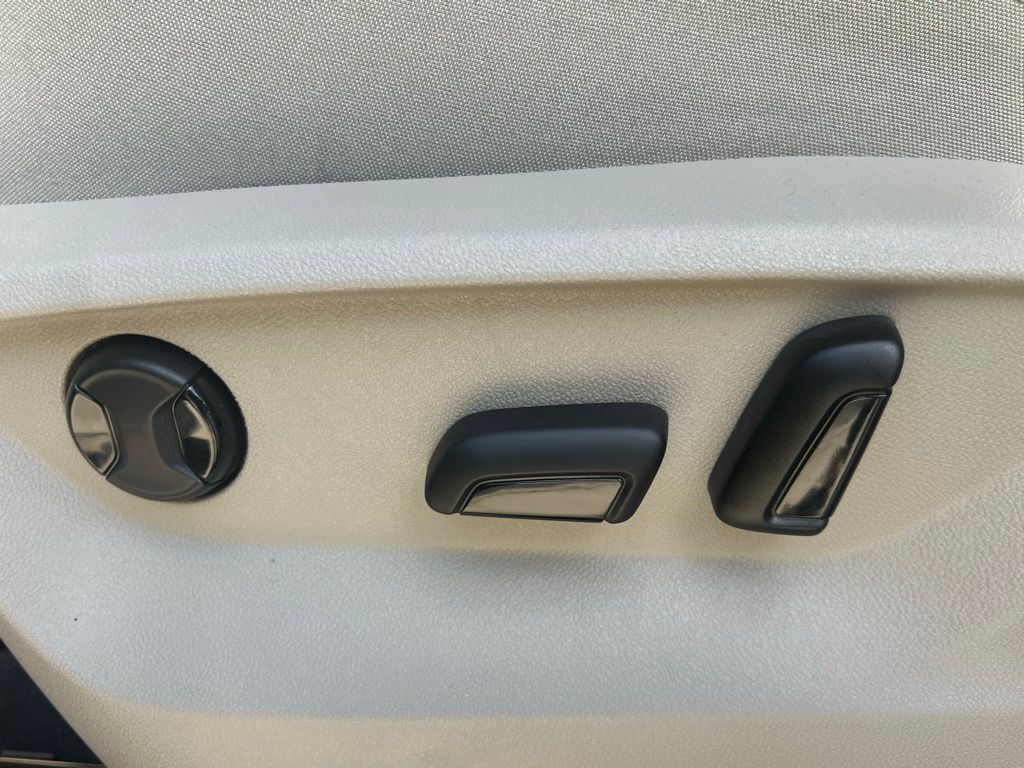 2026 Volkswagen Atlas 2.0T SE w/Technology Tampa FL