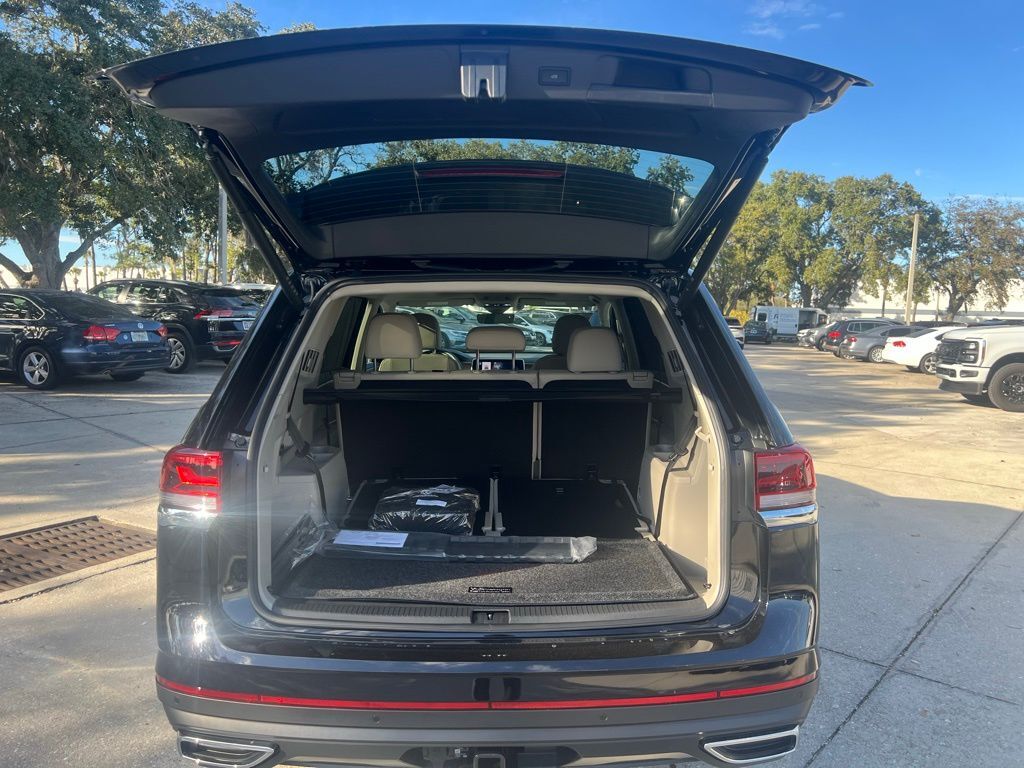 2026 Volkswagen Atlas 2.0T SE w/Technology Tampa FL
