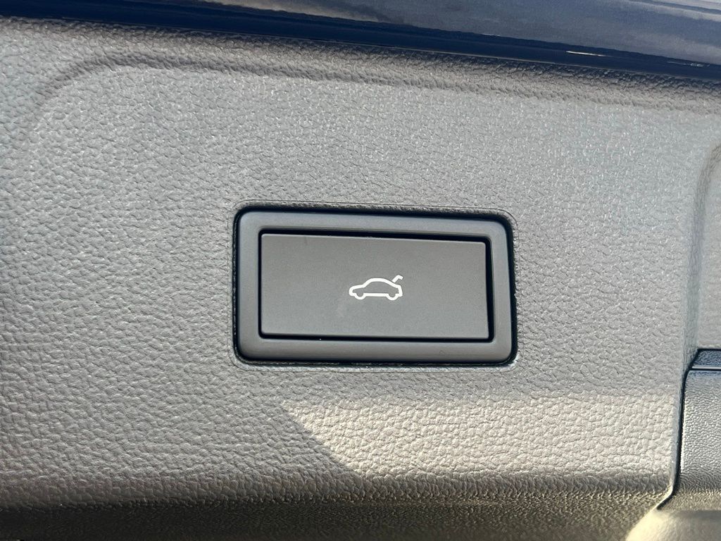 2026 Volkswagen Atlas 2.0T SE w/Technology Tampa FL