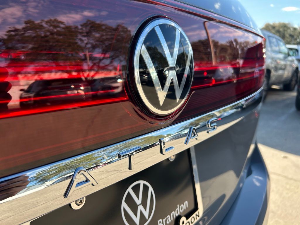 2026 Volkswagen Atlas 2.0T SE w/Technology Tampa FL