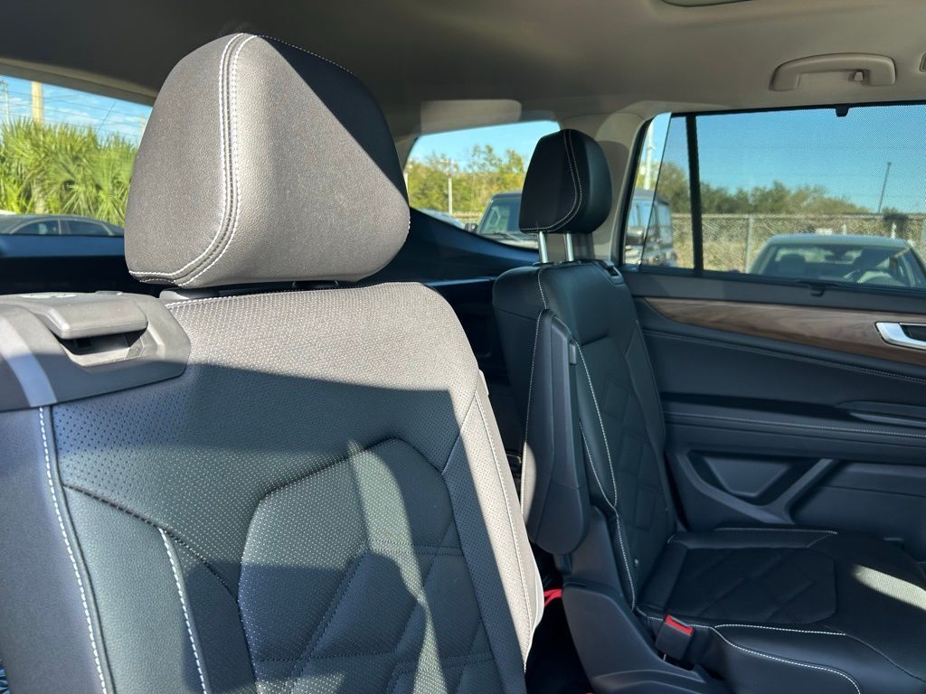 2026 Volkswagen Atlas 2.0T SE w/Technology Tampa FL