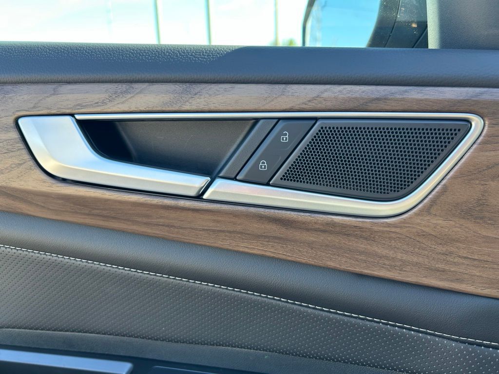 2026 Volkswagen Atlas 2.0T SE w/Technology Tampa FL