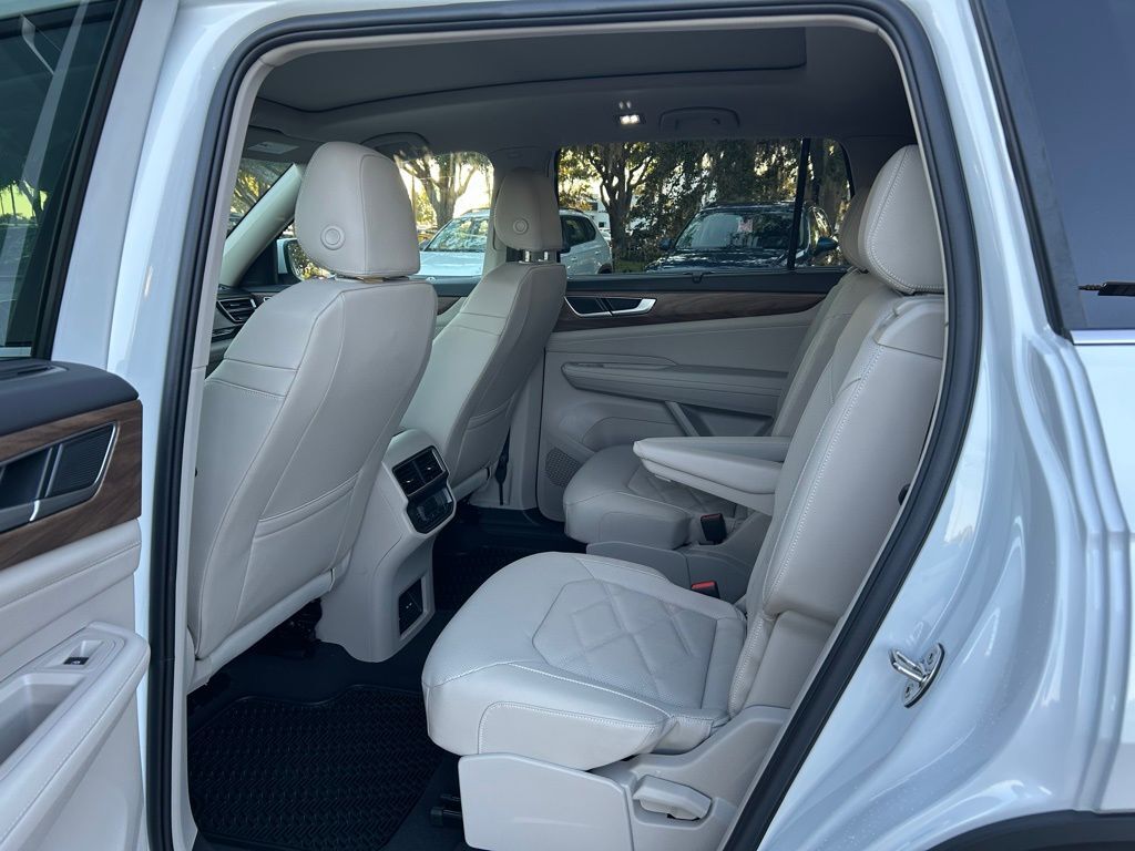 2026 Volkswagen Atlas 2.0T SE w/Technology Tampa FL