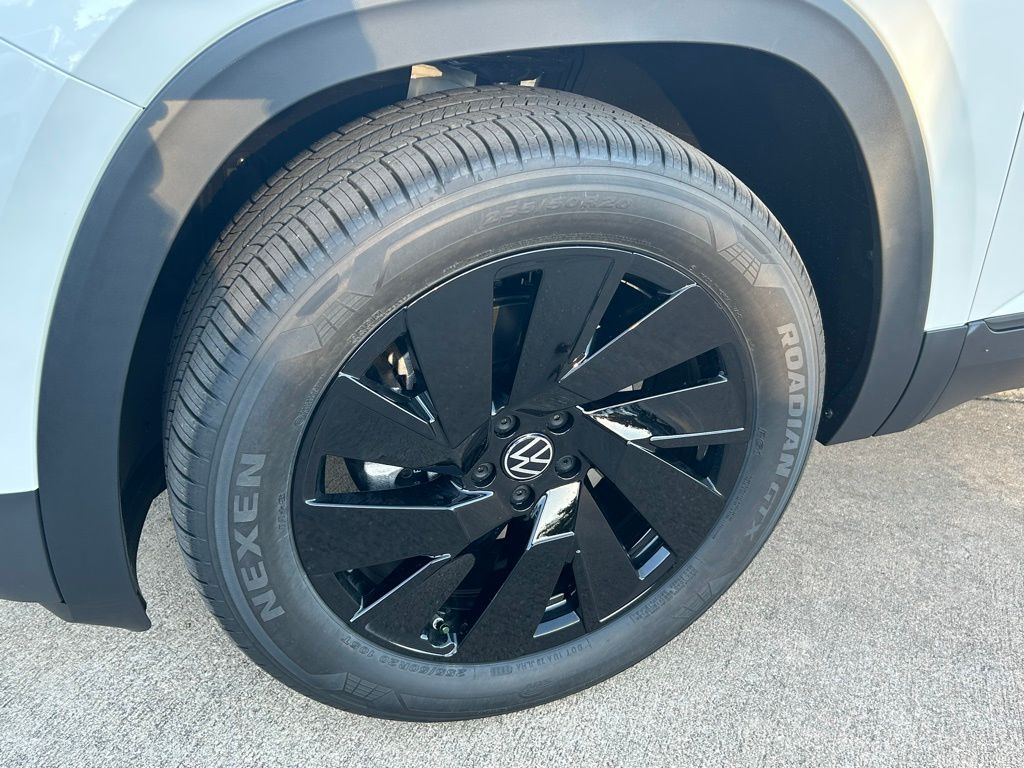 2026 Volkswagen Atlas 2.0T SE w/Technology Tampa FL