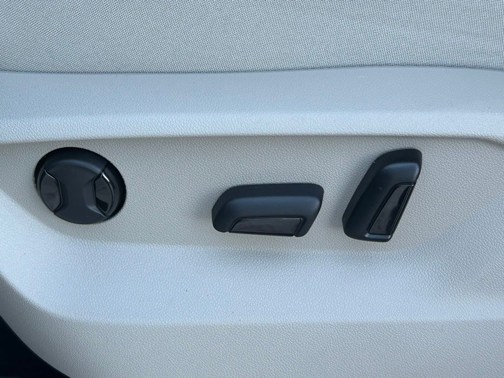 2026 Volkswagen Atlas 2.0T SE w/Technology Tampa FL