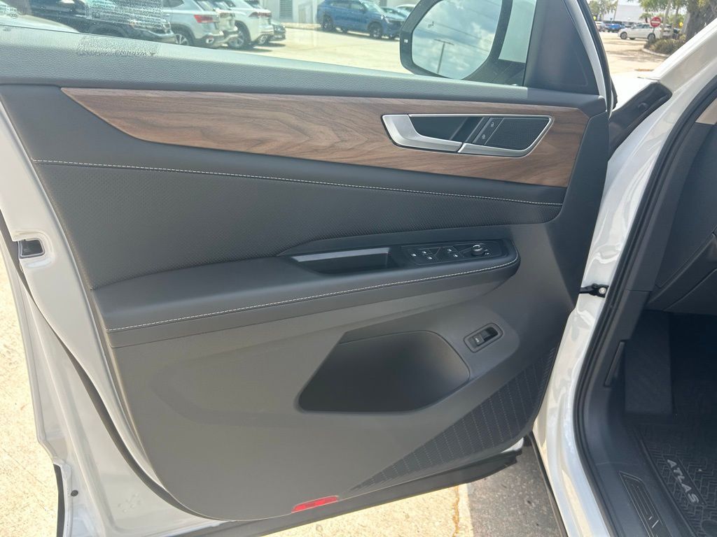 2026 Volkswagen Atlas 2.0T SE w/Technology Tampa FL