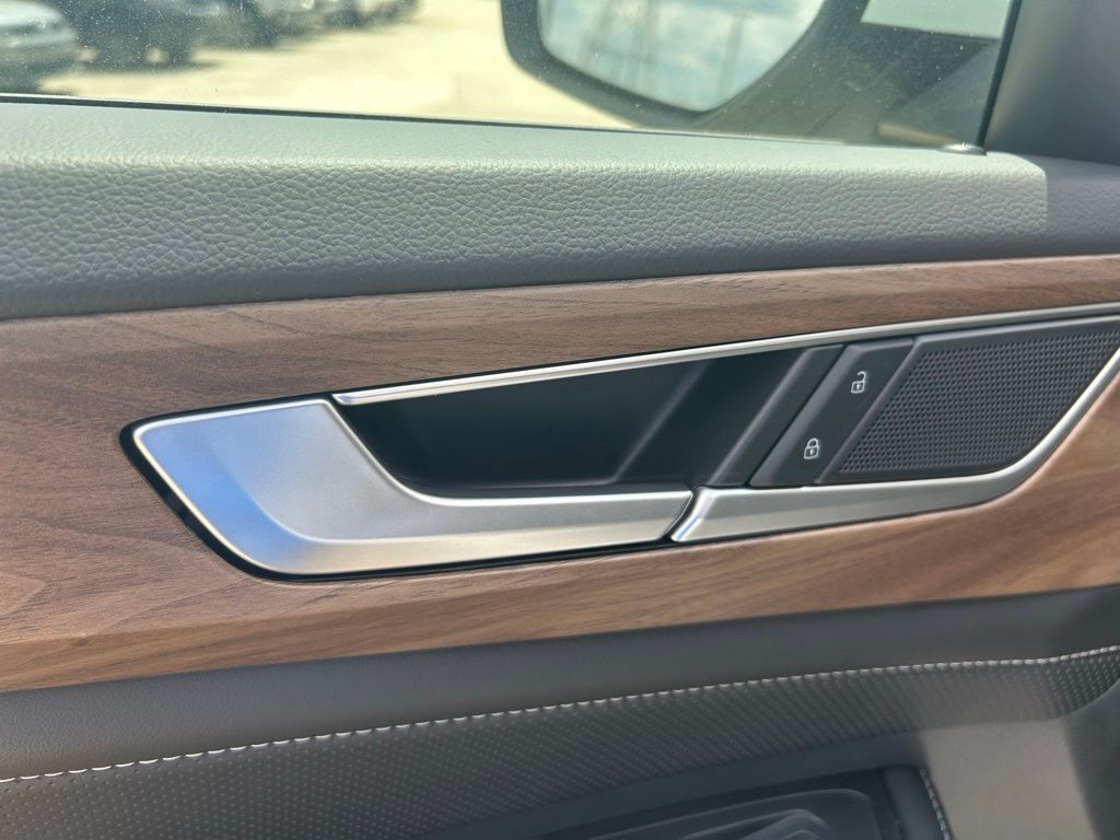 2026 Volkswagen Atlas 2.0T SE w/Technology Tampa FL