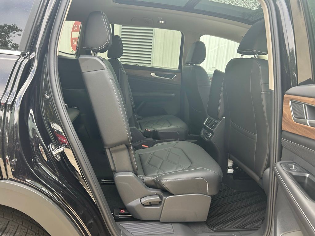 2026 Volkswagen Atlas 2.0T SE w/Technology Tampa FL