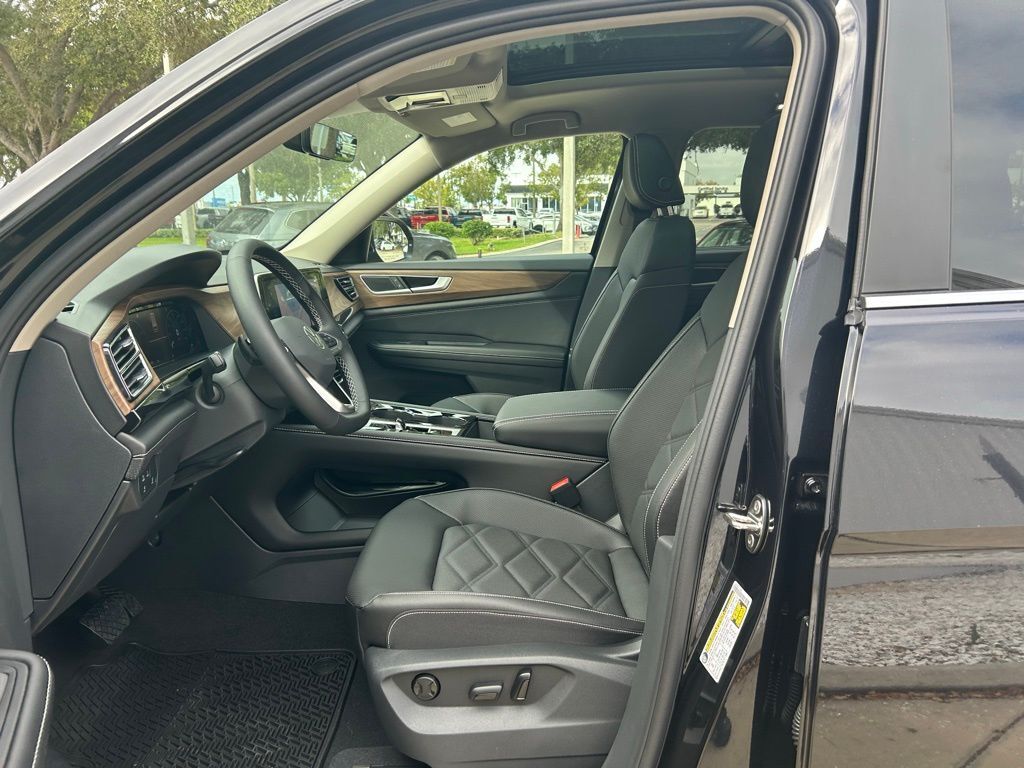 2026 Volkswagen Atlas 2.0T SE w/Technology Tampa FL