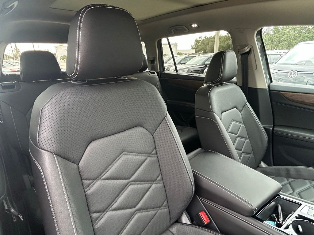 2026 Volkswagen Atlas 2.0T SE w/Technology Tampa FL