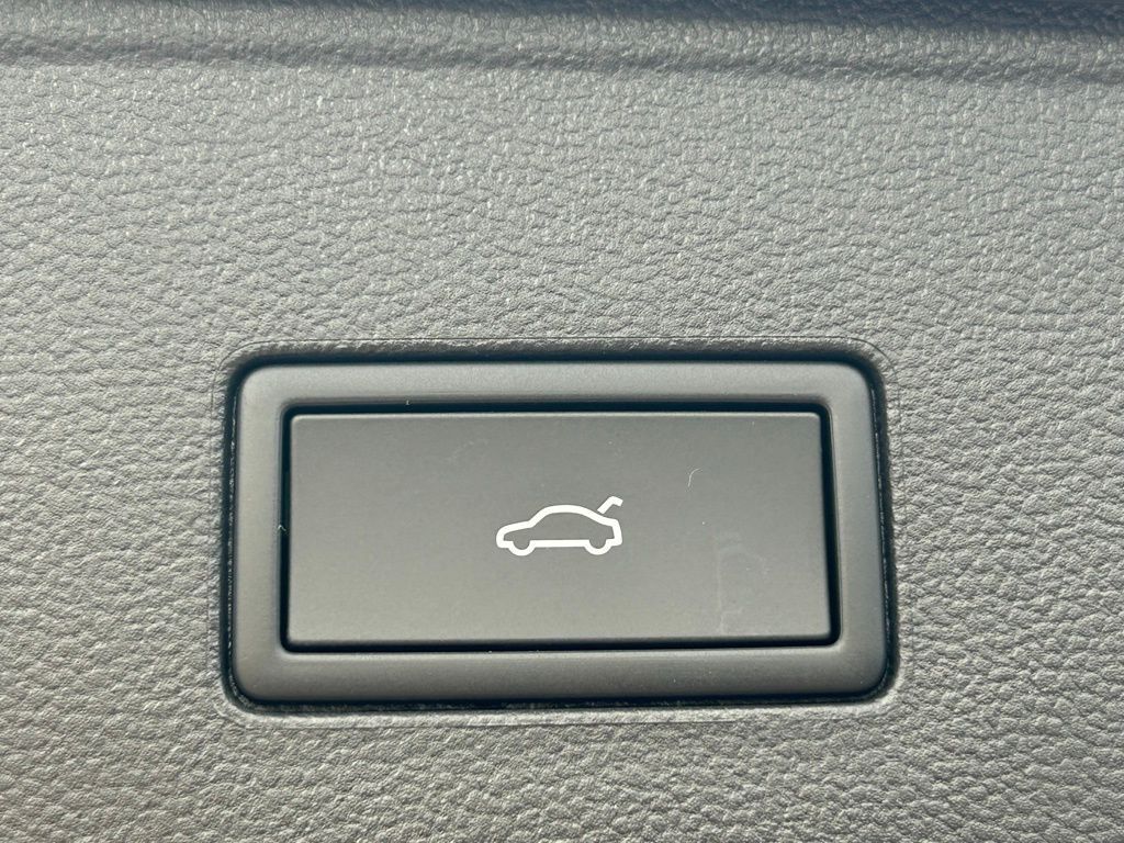 2026 Volkswagen Atlas 2.0T SE w/Technology Tampa FL