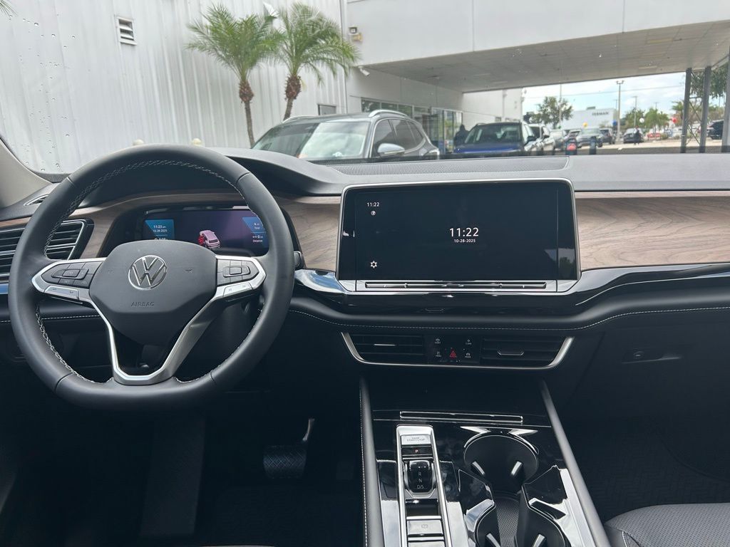 2026 Volkswagen Atlas 2.0T SE w/Technology Tampa FL