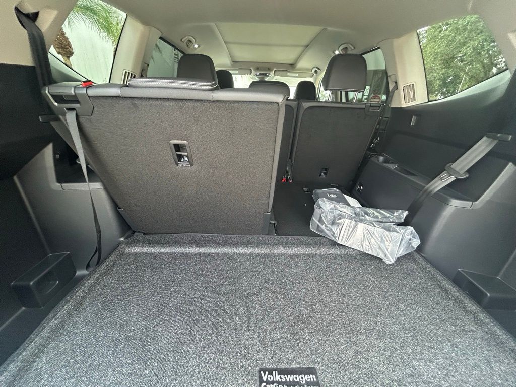 2026 Volkswagen Atlas 2.0T SE w/Technology Tampa FL