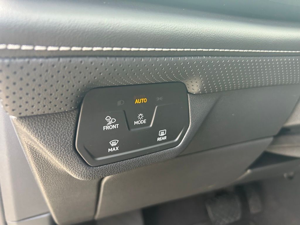 2026 Volkswagen Atlas 2.0T SE w/Technology Tampa FL