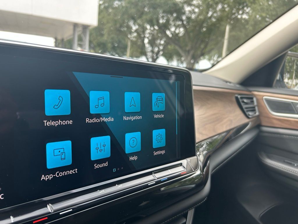 2026 Volkswagen Atlas 2.0T SE w/Technology Tampa FL