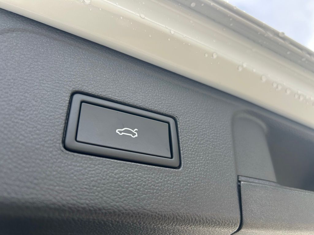 2026 Volkswagen Atlas 2.0T SE w/Technology Tampa FL