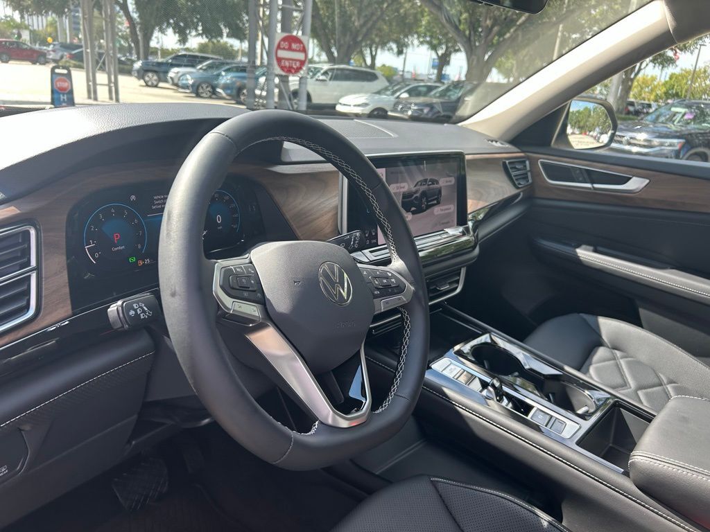 2026 Volkswagen Atlas 2.0T SE w/Technology Tampa FL