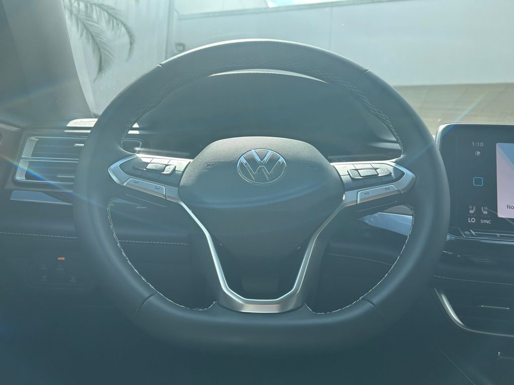 2026 Volkswagen Atlas 2.0T SE w/Technology Tampa FL