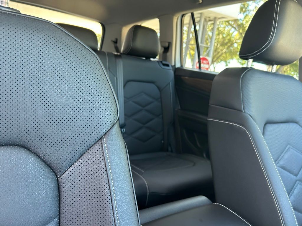 2026 Volkswagen Atlas 2.0T SE w/Technology Tampa FL