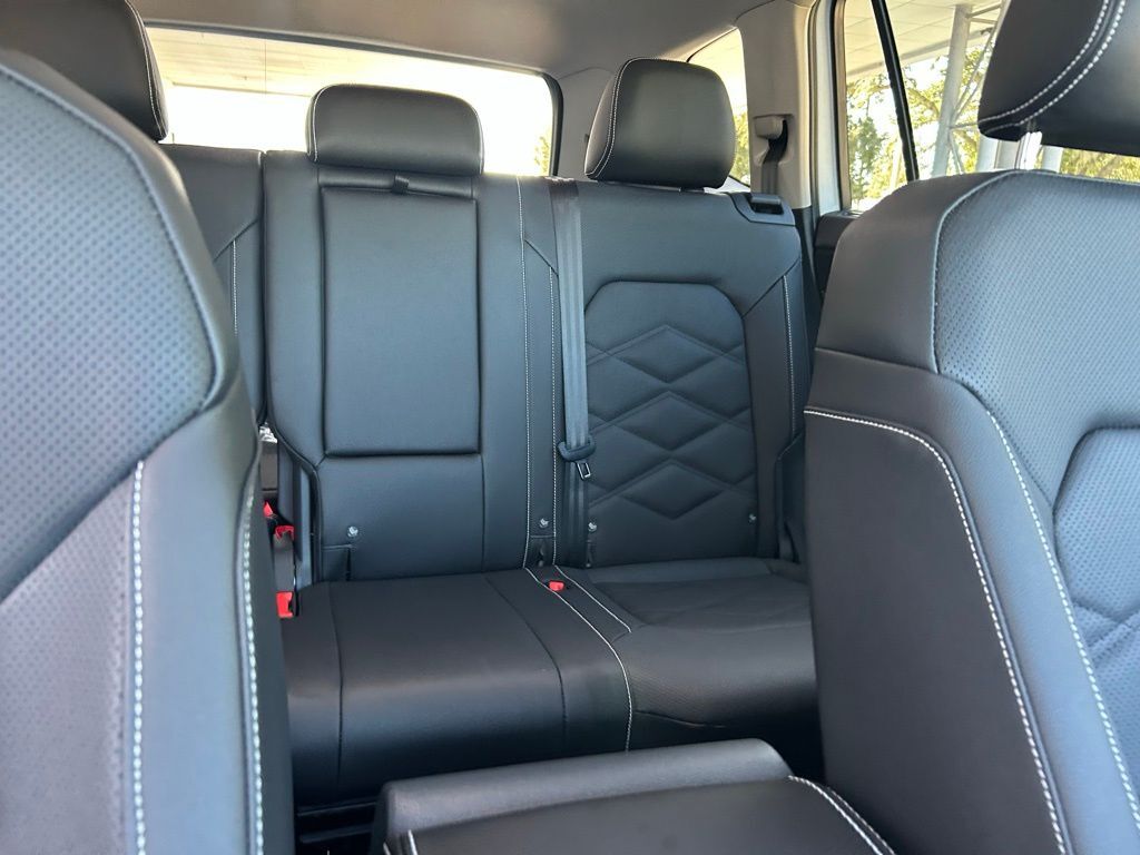 2026 Volkswagen Atlas 2.0T SE w/Technology Tampa FL