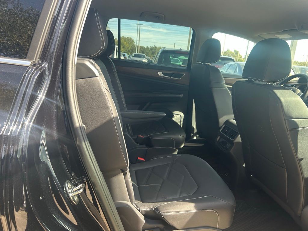 2026 Volkswagen Atlas 2.0T SE w/Technology Tampa FL