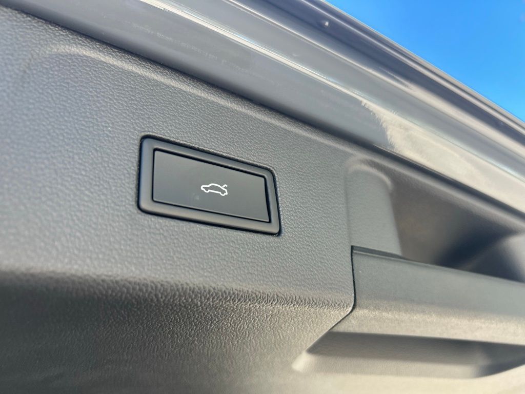 2026 Volkswagen Atlas 2.0T SE w/Technology Tampa FL