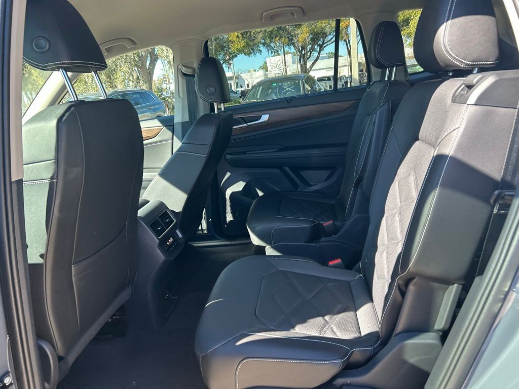 2026 Volkswagen Atlas 2.0T SE w/Technology Tampa FL