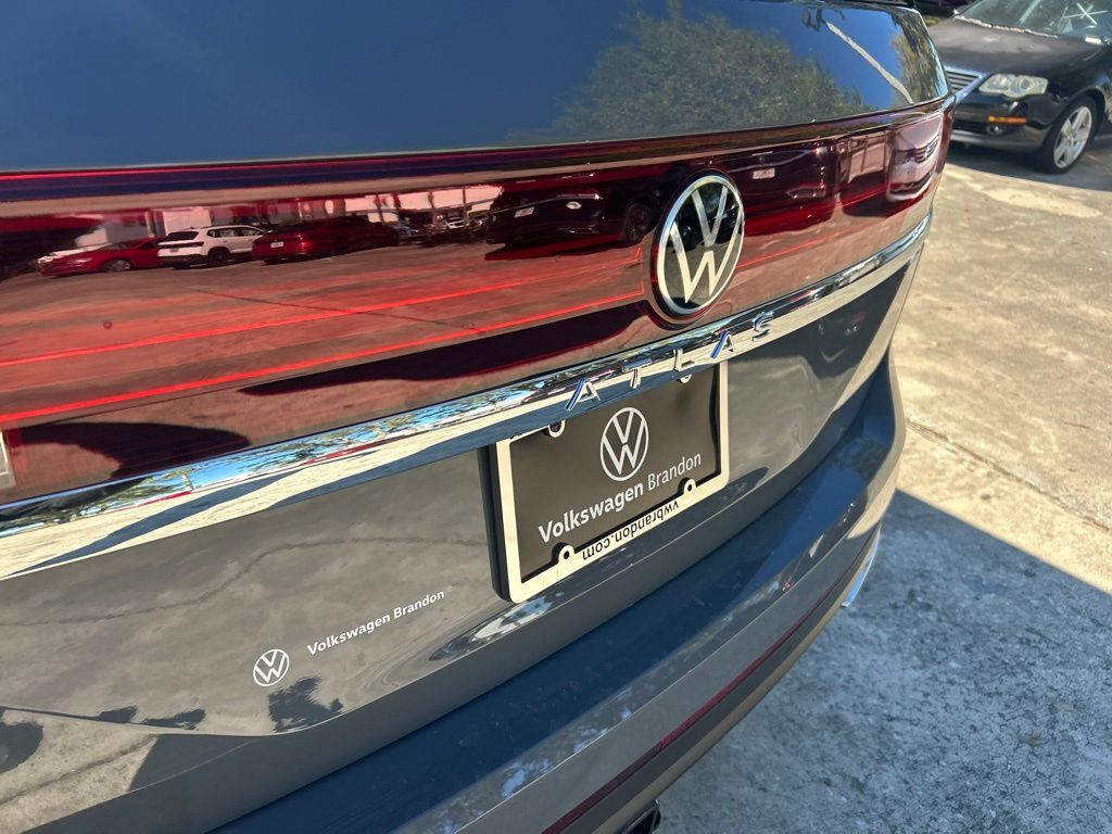 2026 Volkswagen Atlas 2.0T SE w/Technology Tampa FL