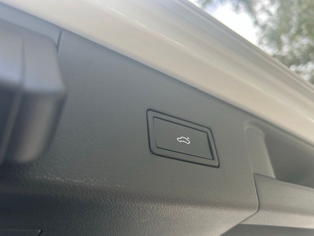 2026 Volkswagen Atlas 2.0T SE w/Technology Tampa FL