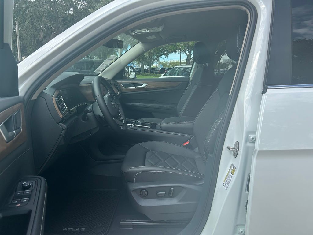 2026 Volkswagen Atlas 2.0T SE w/Technology Tampa FL