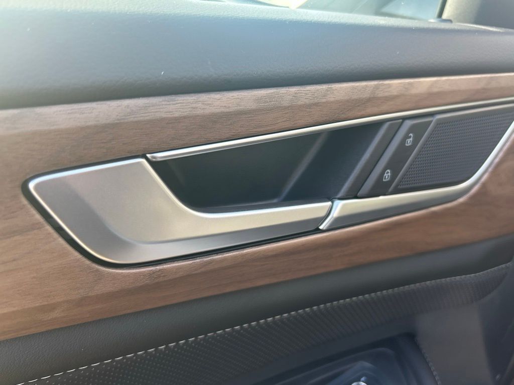 2026 Volkswagen Atlas 2.0T SE Tampa FL