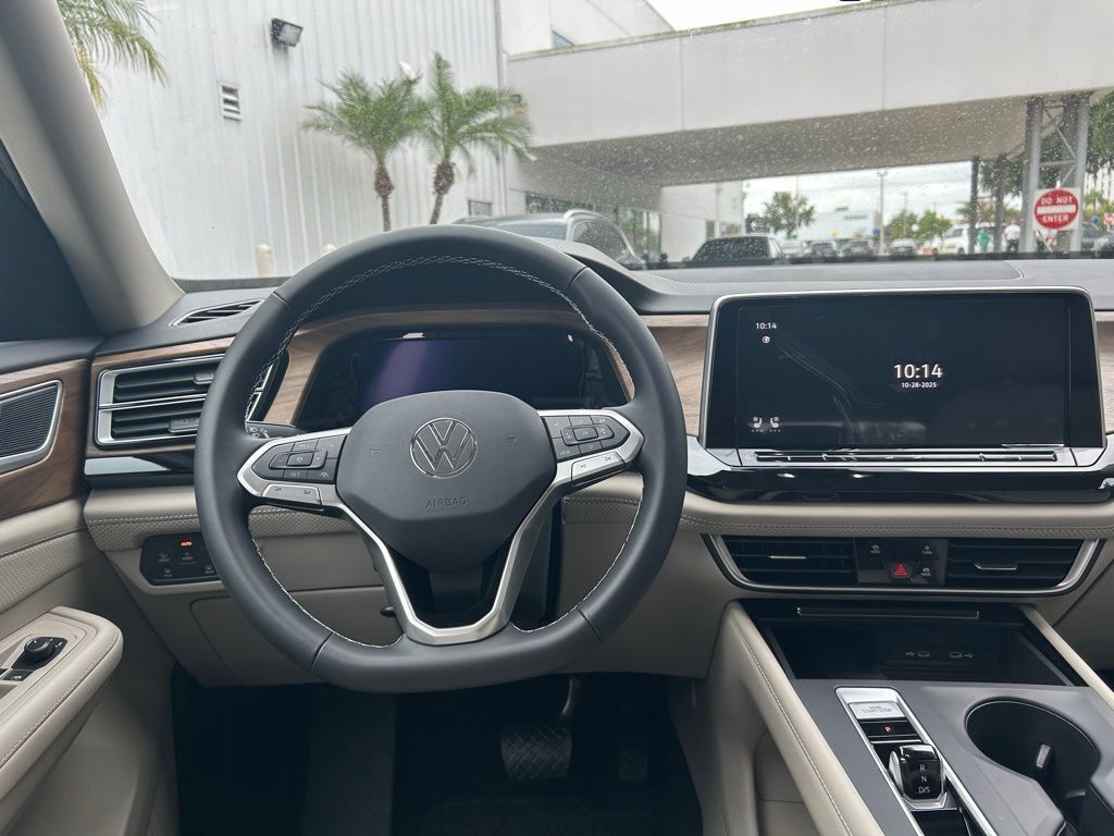 2026 Volkswagen Atlas 2.0T SE Tampa FL