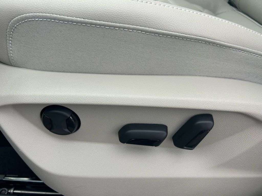 2026 Volkswagen Atlas 2.0T SE Tampa FL