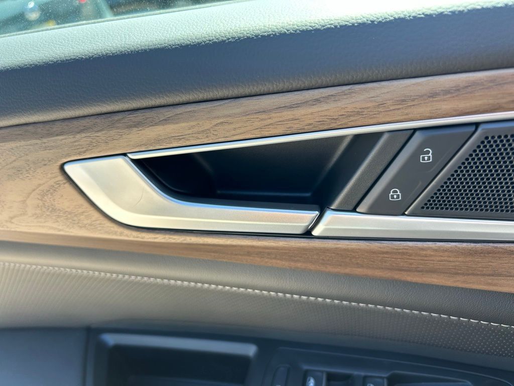 2026 Volkswagen Atlas 2.0T SE Tampa FL