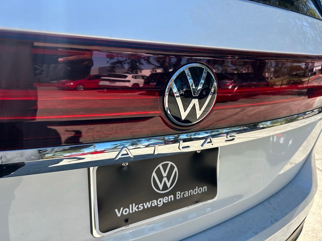 2026 Volkswagen Atlas 2.0T SE Tampa FL