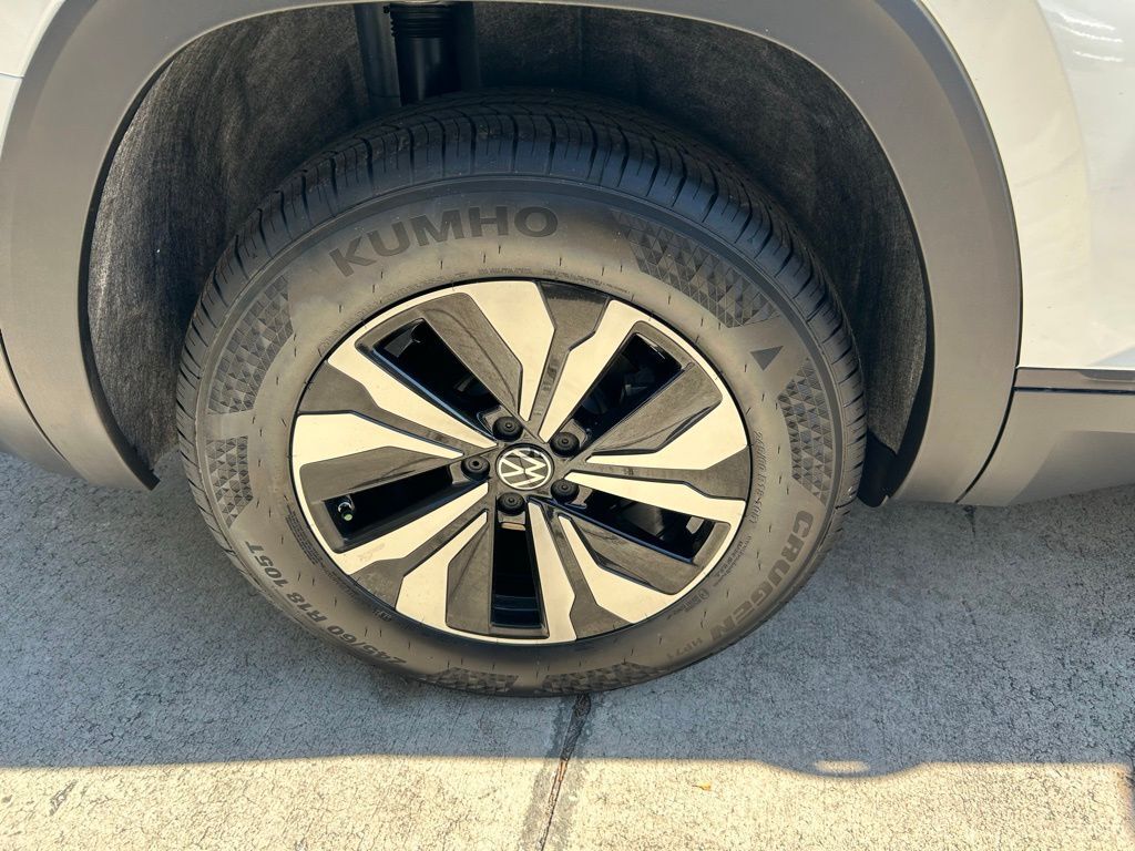 2026 Volkswagen Atlas 2.0T SE Tampa FL