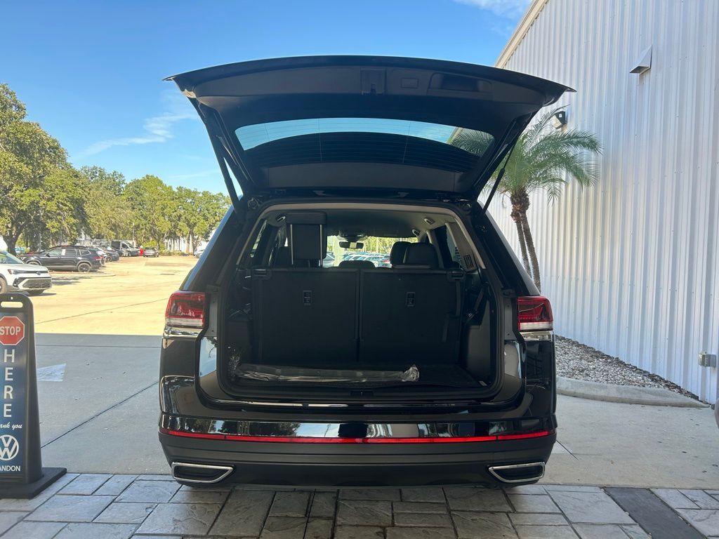 2026 Volkswagen Atlas 2.0T SE Tampa FL