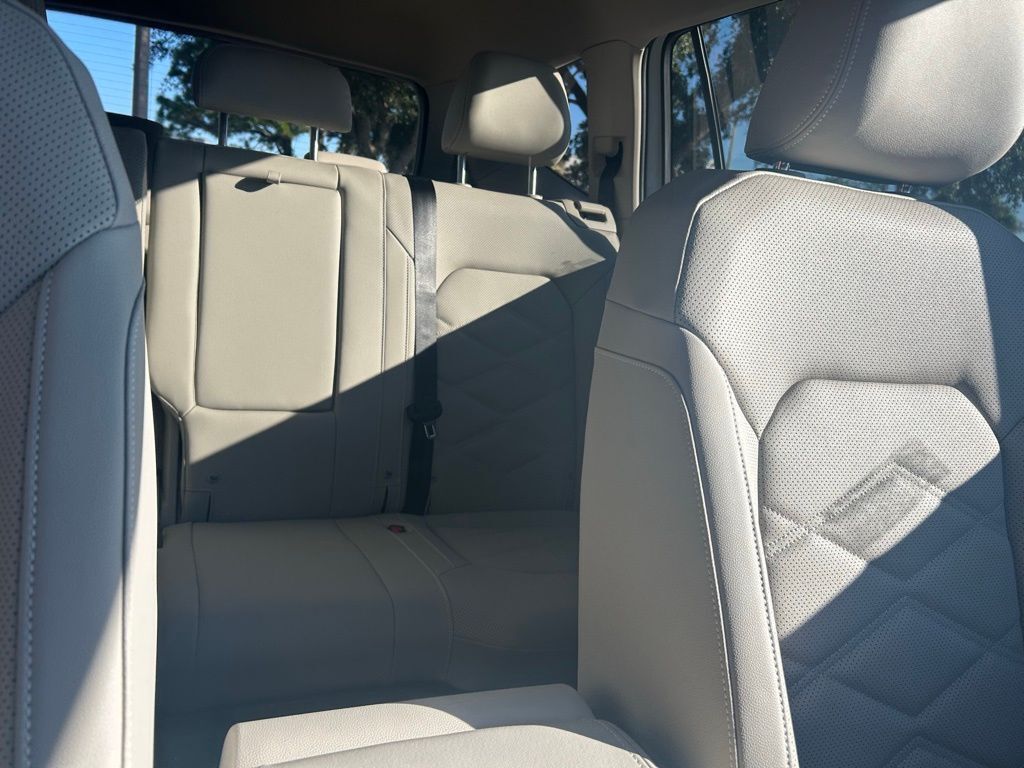 2026 Volkswagen Atlas 2.0T SE Tampa FL