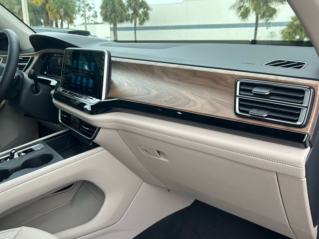 2026 Volkswagen Atlas 2.0T SE Tampa FL