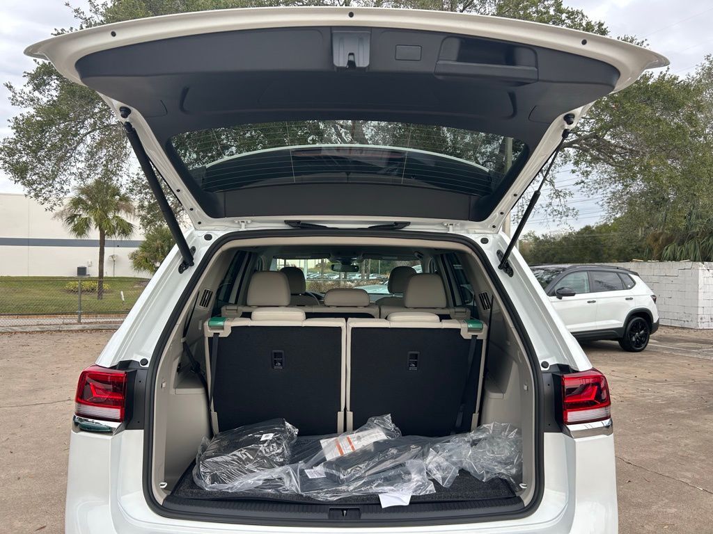 2026 Volkswagen Atlas 2.0T SE Tampa FL