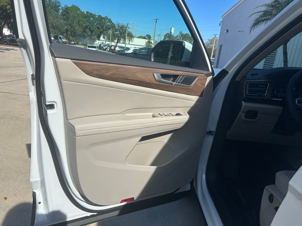 2026 Volkswagen Atlas 2.0T SE Tampa FL