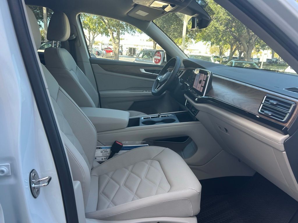 2026 Volkswagen Atlas 2.0T SE Tampa FL