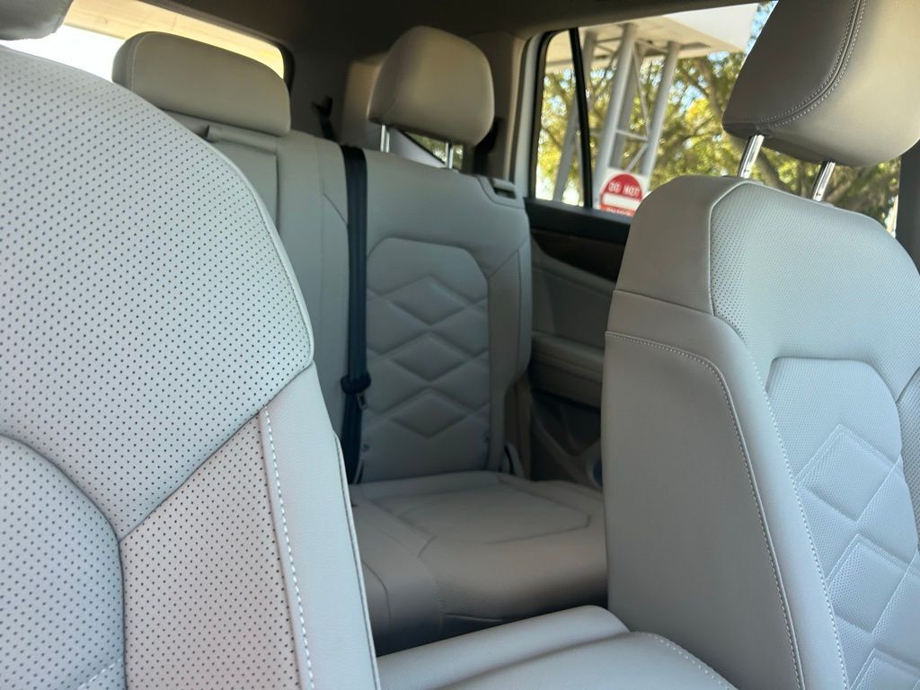 2026 Volkswagen Atlas 2.0T SE Tampa FL