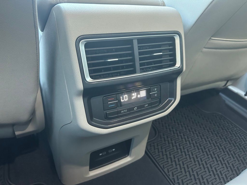 2026 Volkswagen Atlas 2.0T SE Tampa FL