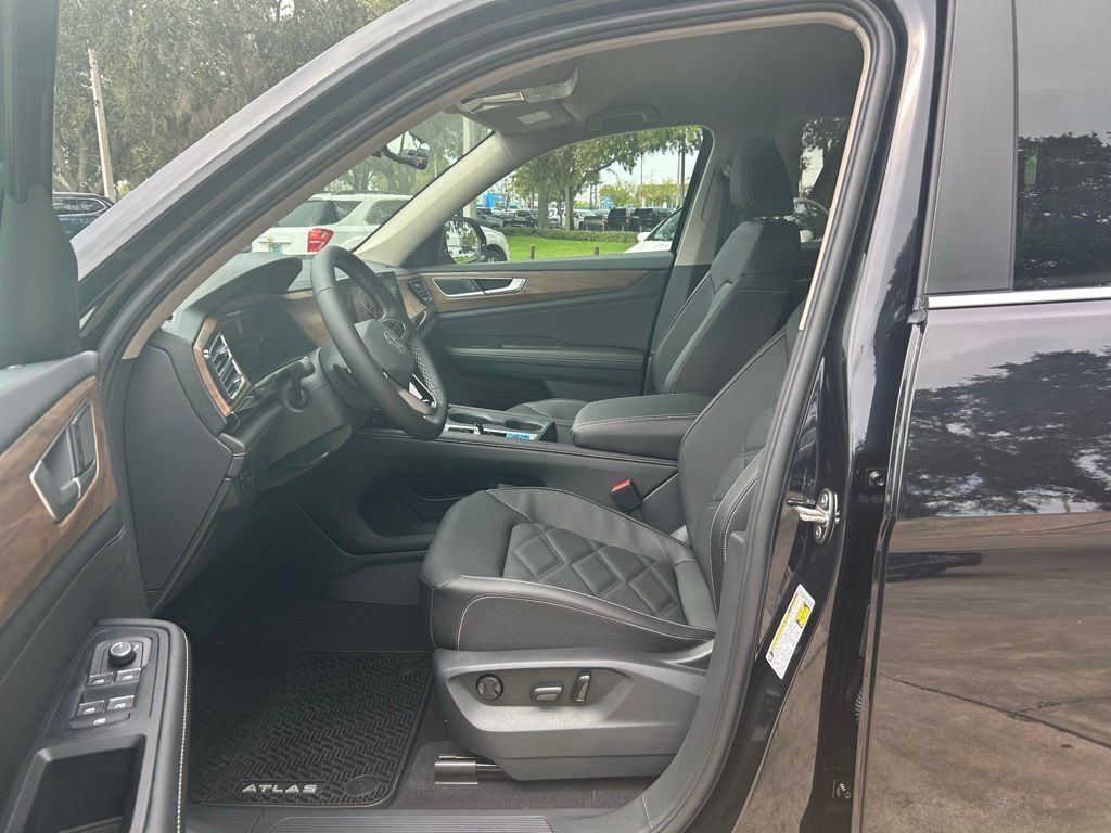 2026 Volkswagen Atlas 2.0T SE Tampa FL