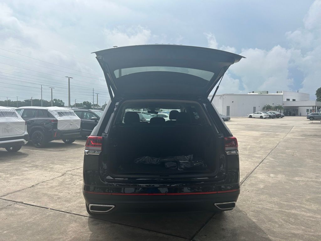 2026 Volkswagen Atlas 2.0T SE Tampa FL