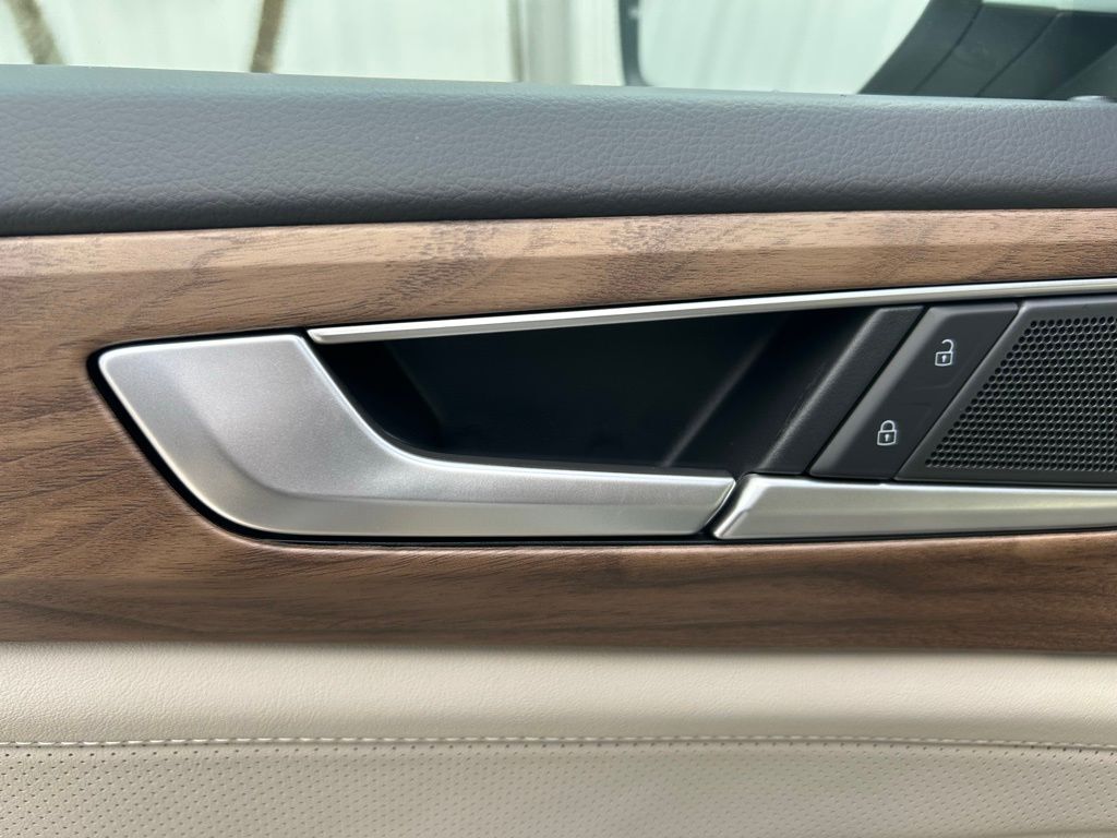 2026 Volkswagen Atlas 2.0T SE Tampa FL