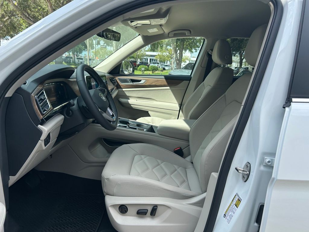 2026 Volkswagen Atlas 2.0T SE Tampa FL