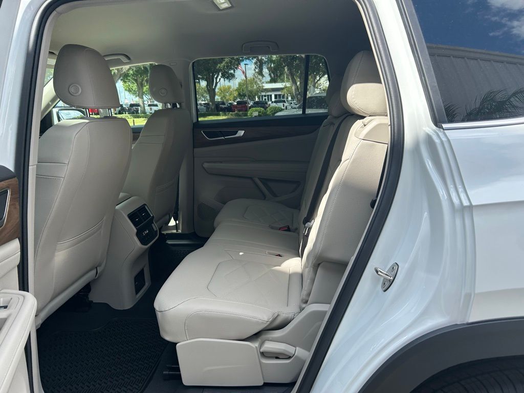 2026 Volkswagen Atlas 2.0T SE Tampa FL