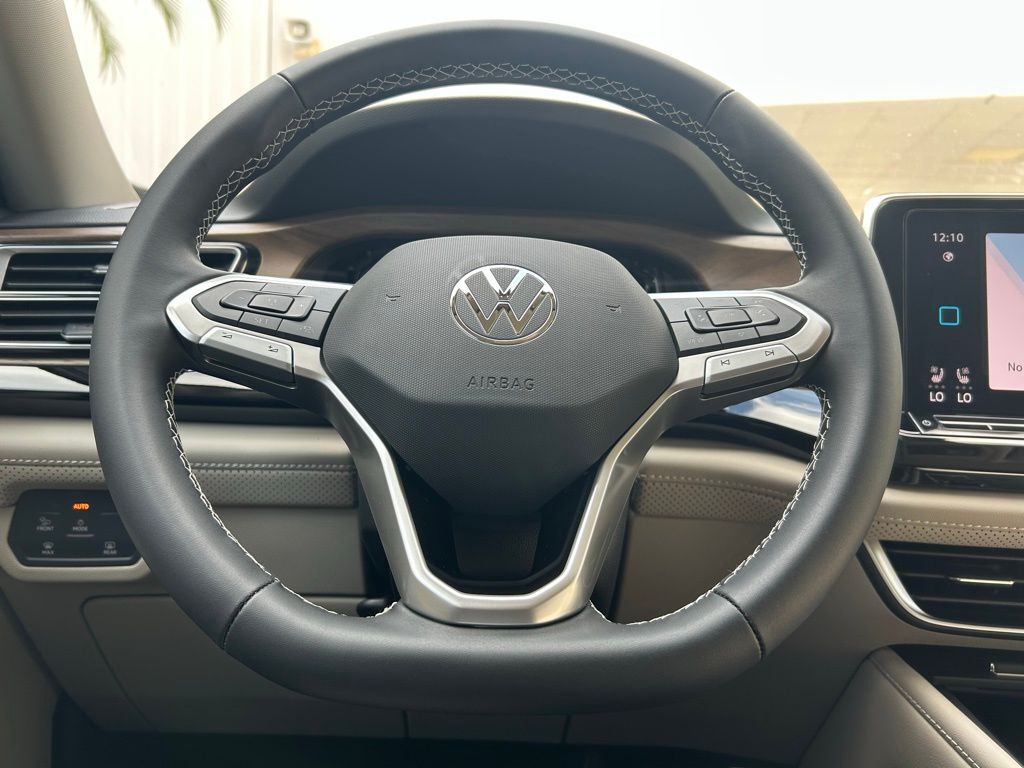 2026 Volkswagen Atlas 2.0T SE Tampa FL